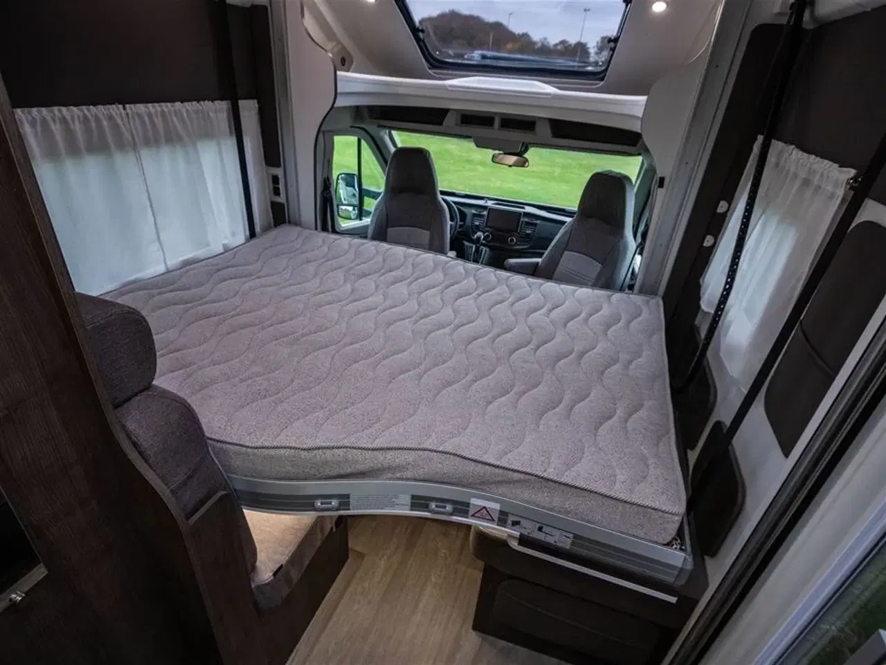 Billede 22 - 2026 - Benimar Tessoro 483