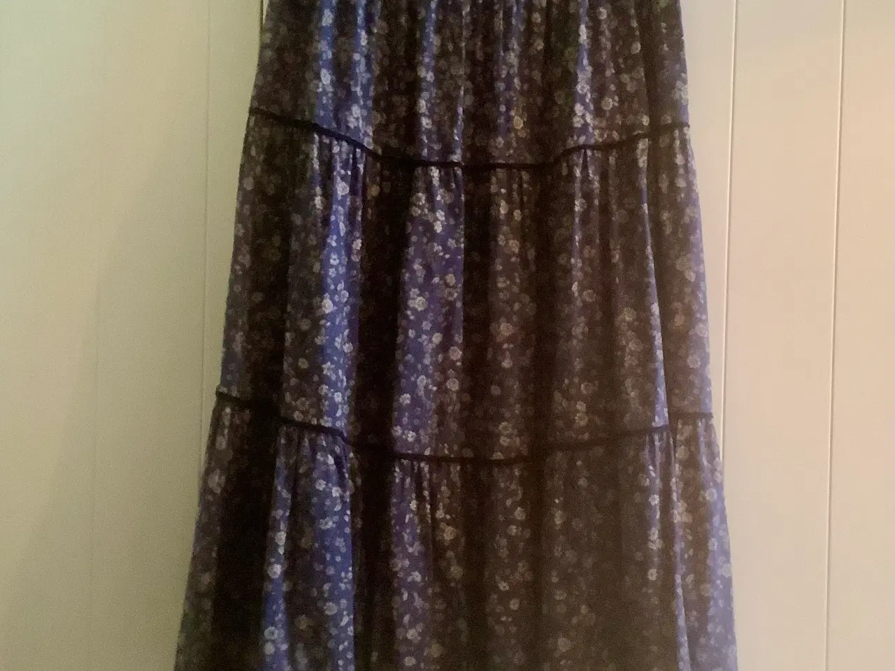 Billede 1 - LOLLYS LAUNDRY-MORNING SKIRT.XL.