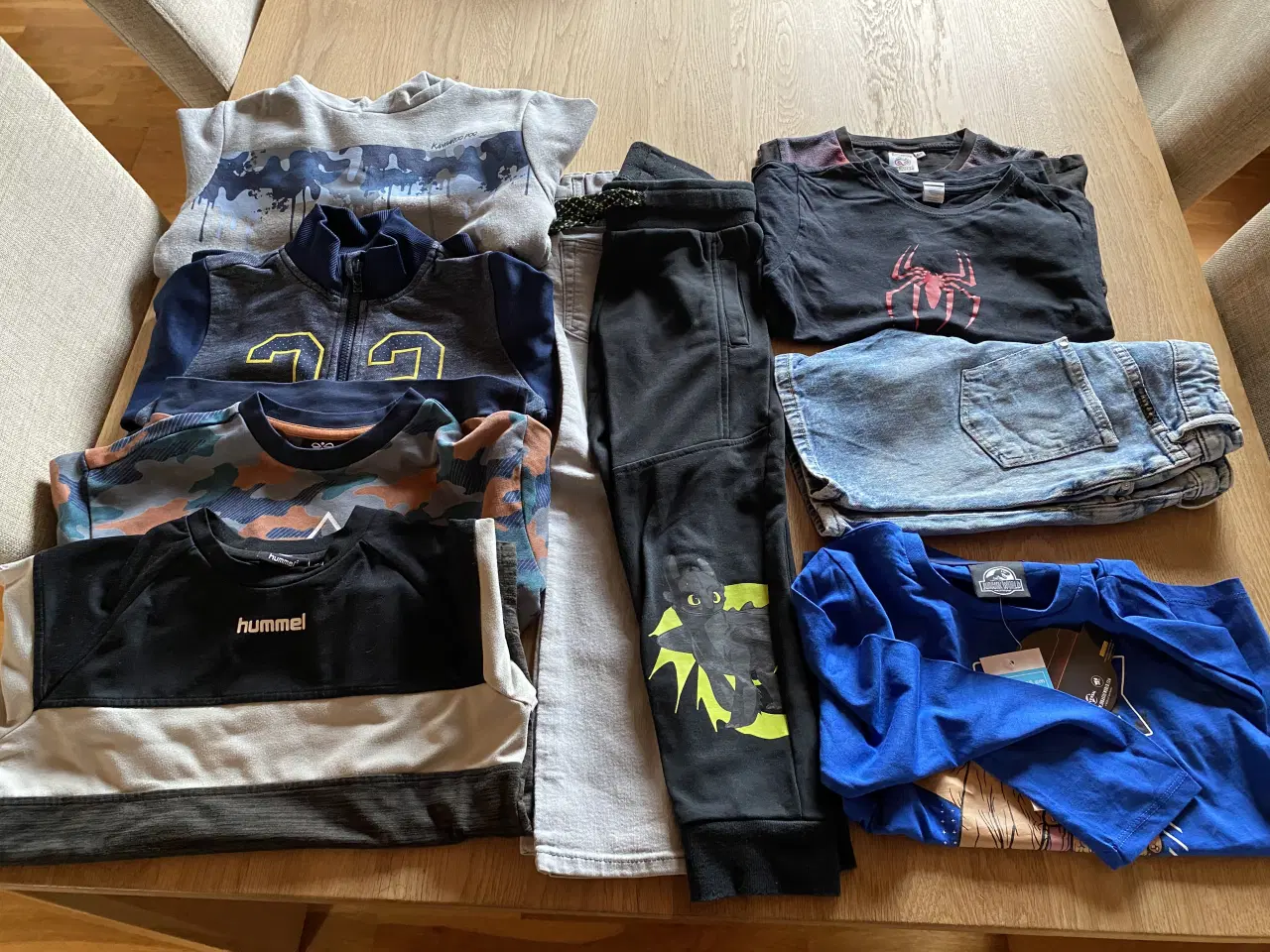 Billede 3 - Hummel dansk fodbold tshirt nr. 10 str. 116 