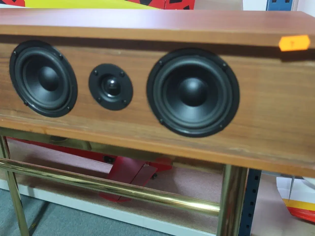 Billede 3 - Lydmøbel LEMUS med anlæg og uderstativ