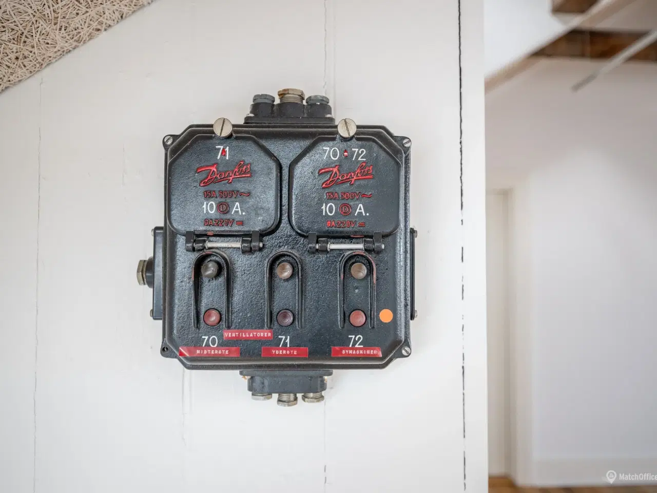 Billede 9 - Fleksibelt kontormiljø med lys. luft og karakter