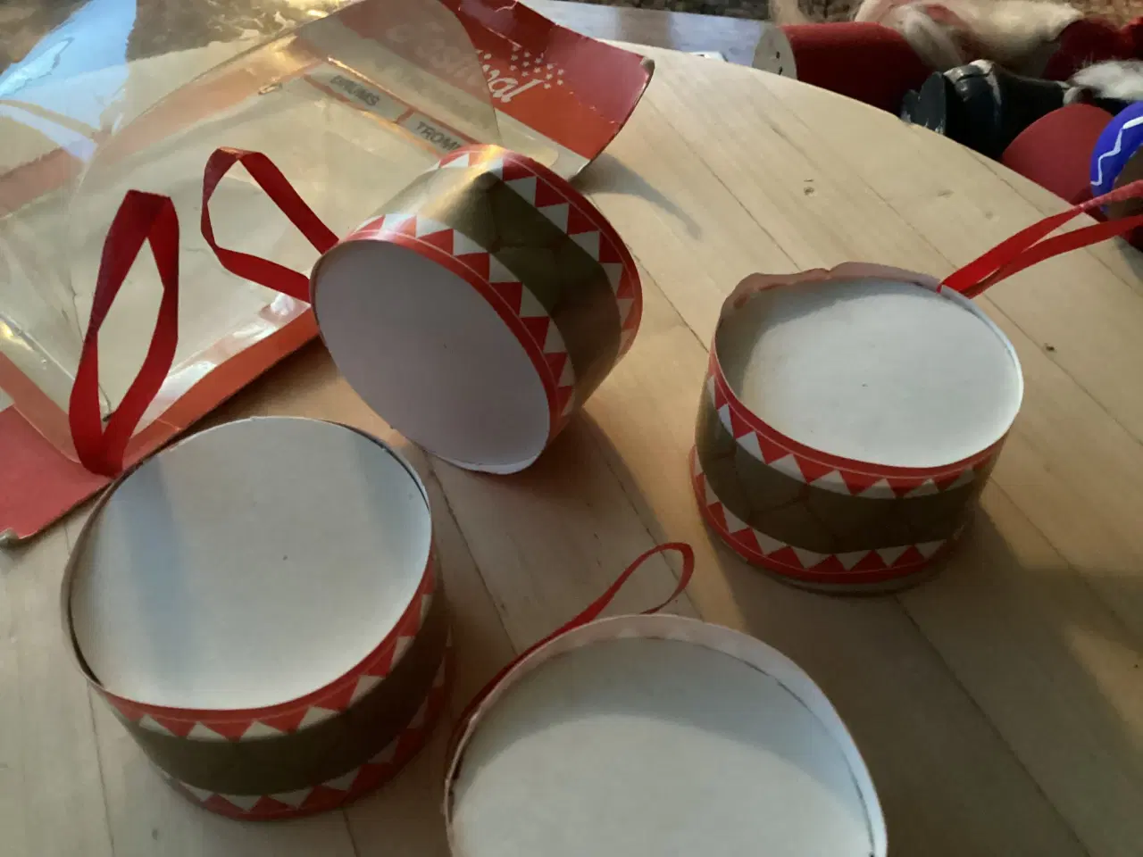 Billede 9 - 4 ældre juletræs pap trommer