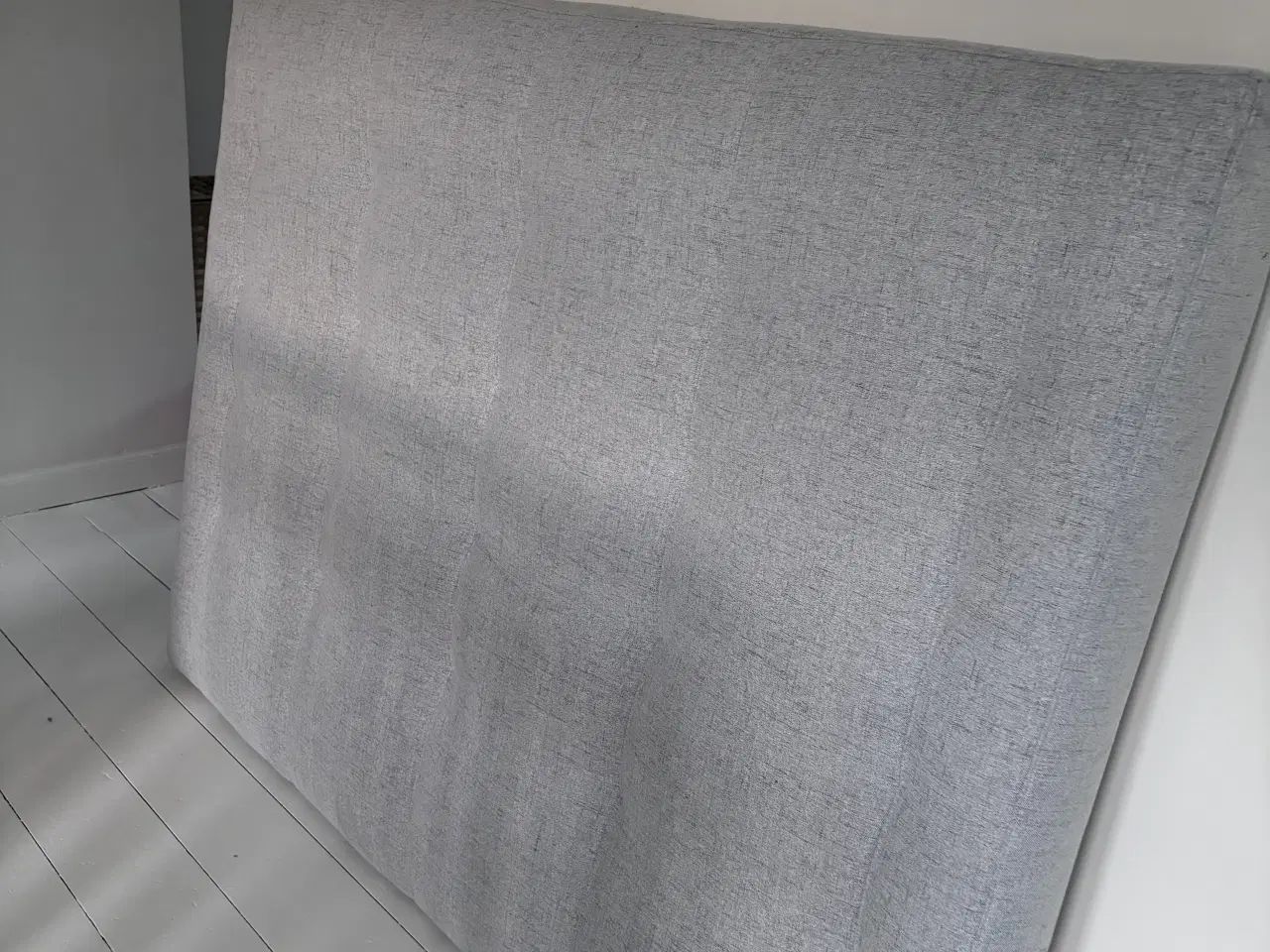 Billede 1 - Sengegavl som ny