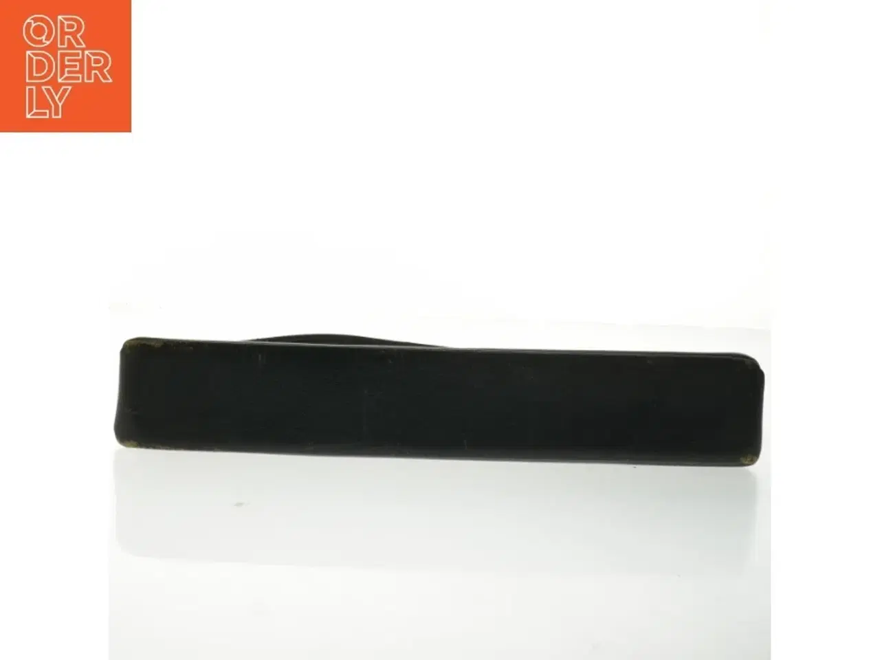 Billede 2 - Sort taske med gulddetaljer (str. 35x18 cm)