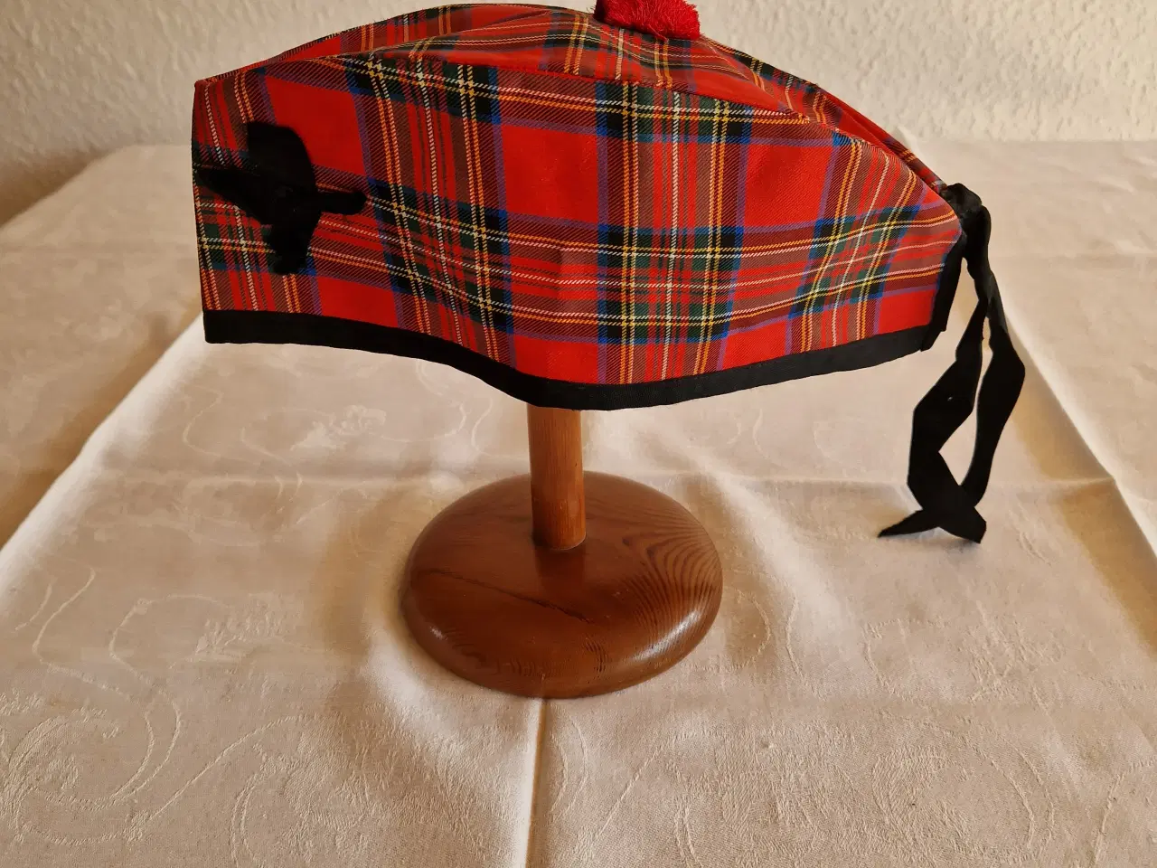 Billede 1 - Skråhue , Spejderhue fra 1950èrne. Scotland.
