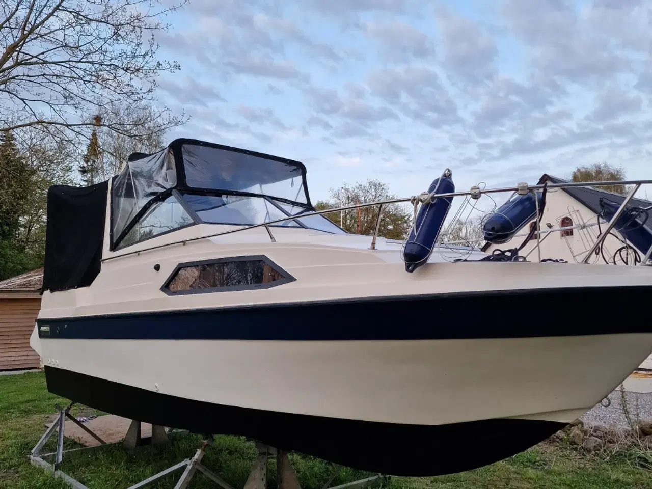 Billede 1 - Bayliner 2755 