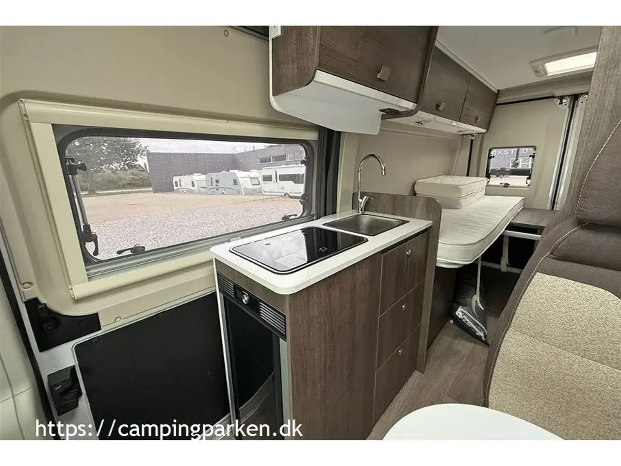 Billede 6 - 2024 - Benimar Benivan 161 ES   Kort van med enkeltsenge under 6 meter