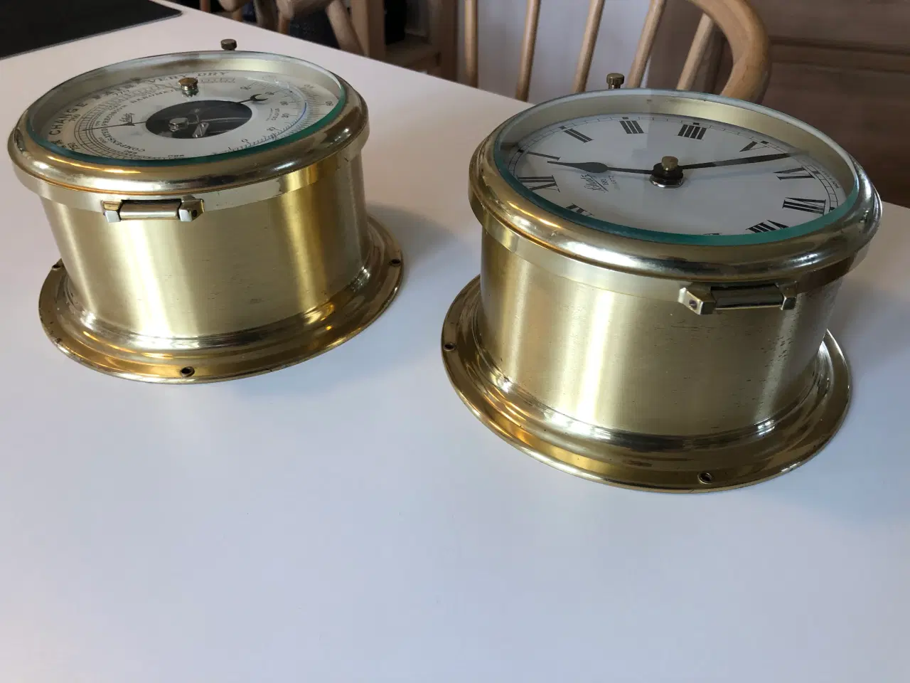 Billede 14 - Flot skibsur og barometer sæt i messing fra Schatz