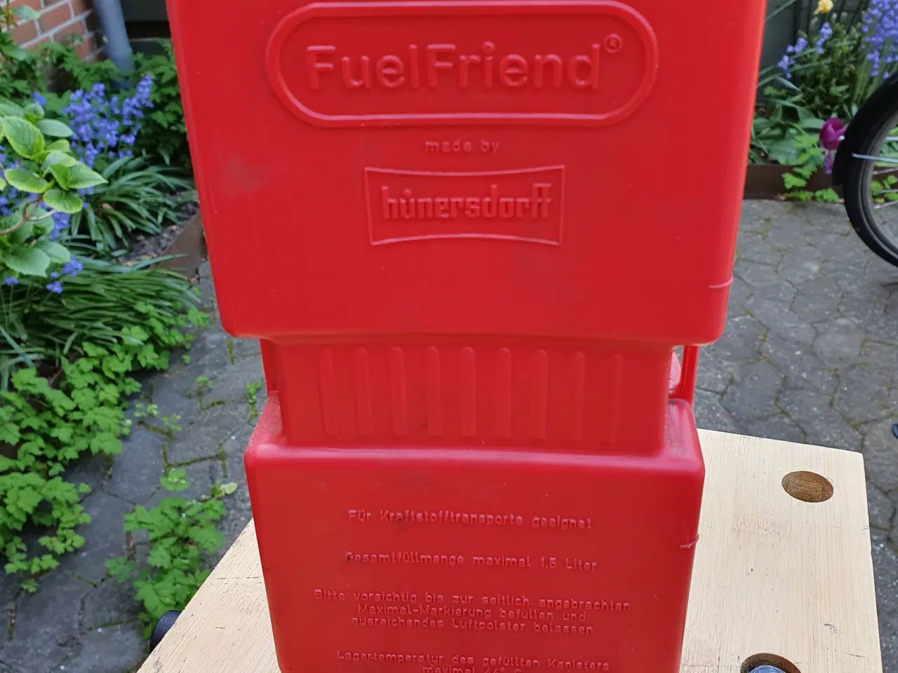 Billede 1 - Benzin dunk I plast 1,5 l