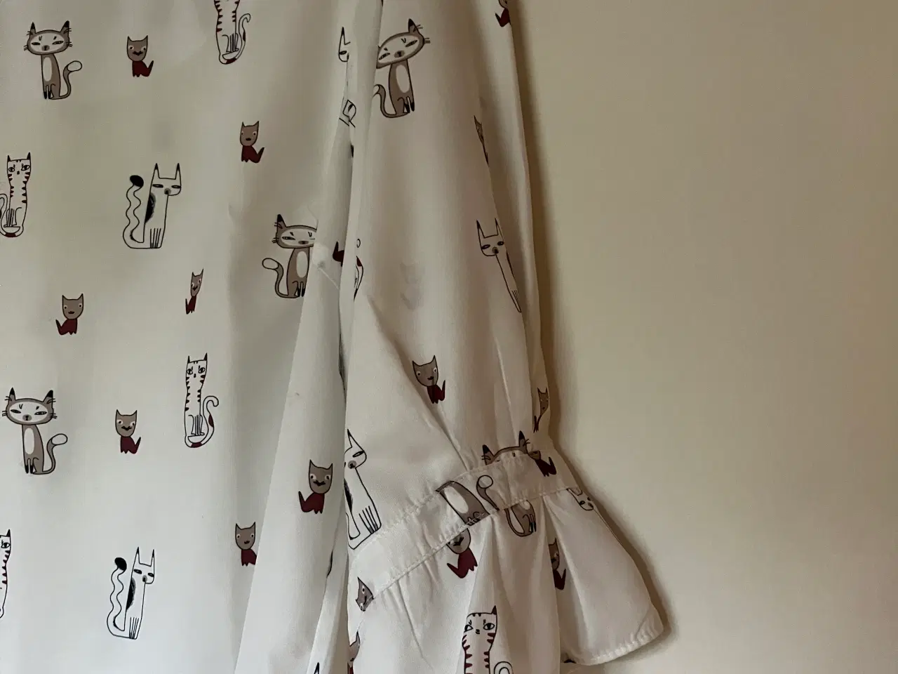 Billede 2 - Bluse fra Lili Sidonio, Spanien, str. L, røgfrit h