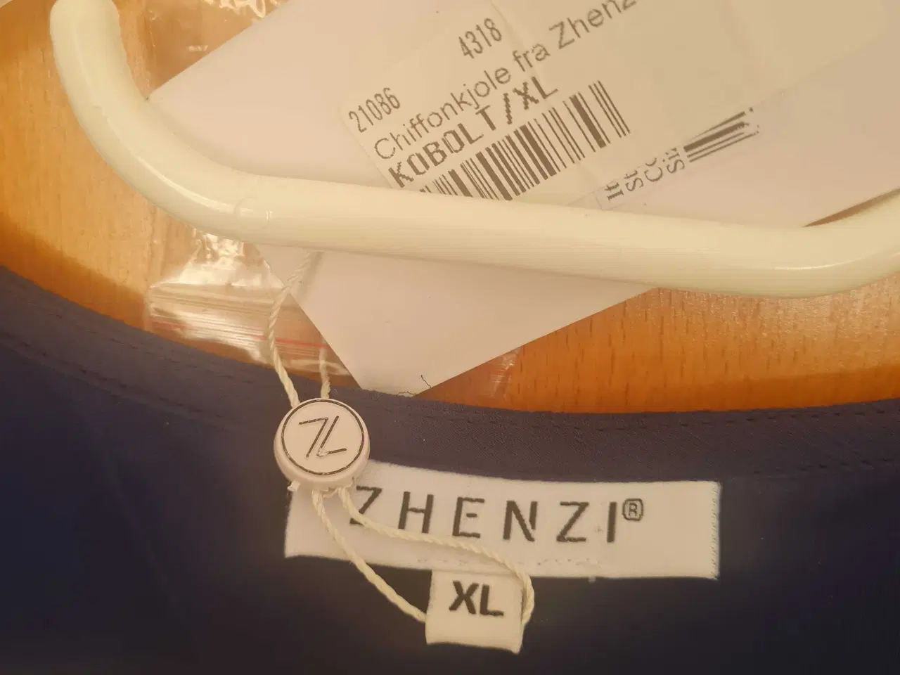 Billede 3 - Zhenzi kjole str 54 xl ny