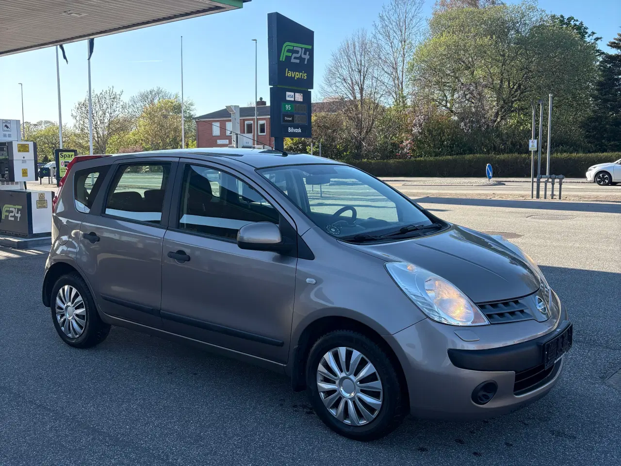 Billede 2 - Nissan Note 1.6 benzin – 110 HK, årgang 2008