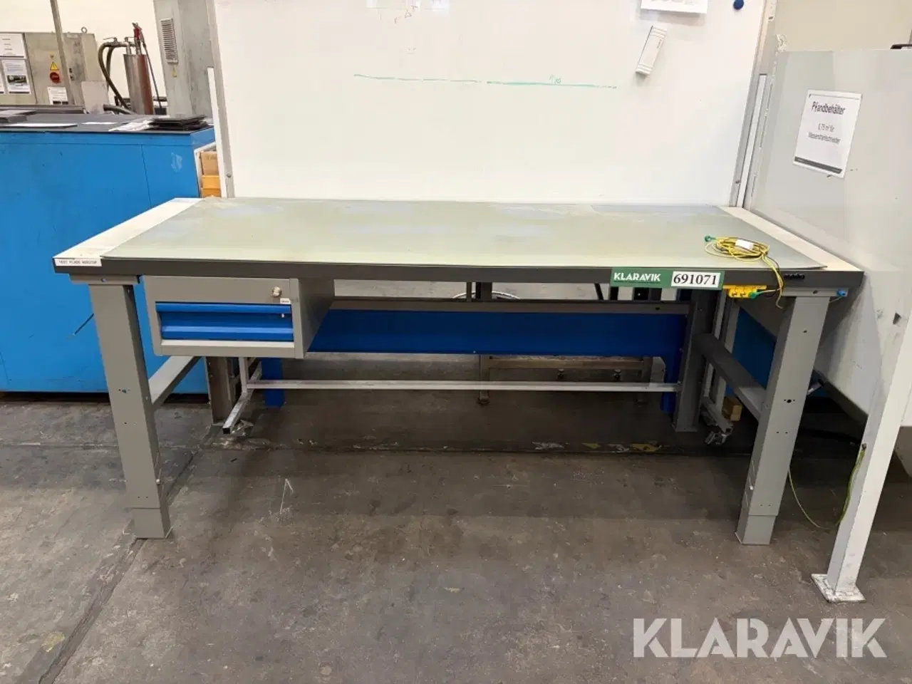 Billede 2 - Arbejdsbord med ESD måtte