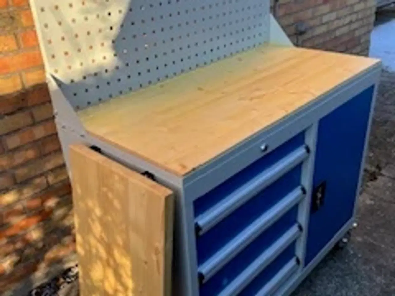 Billede 3 - Nyt værkstedsbord /-vogn