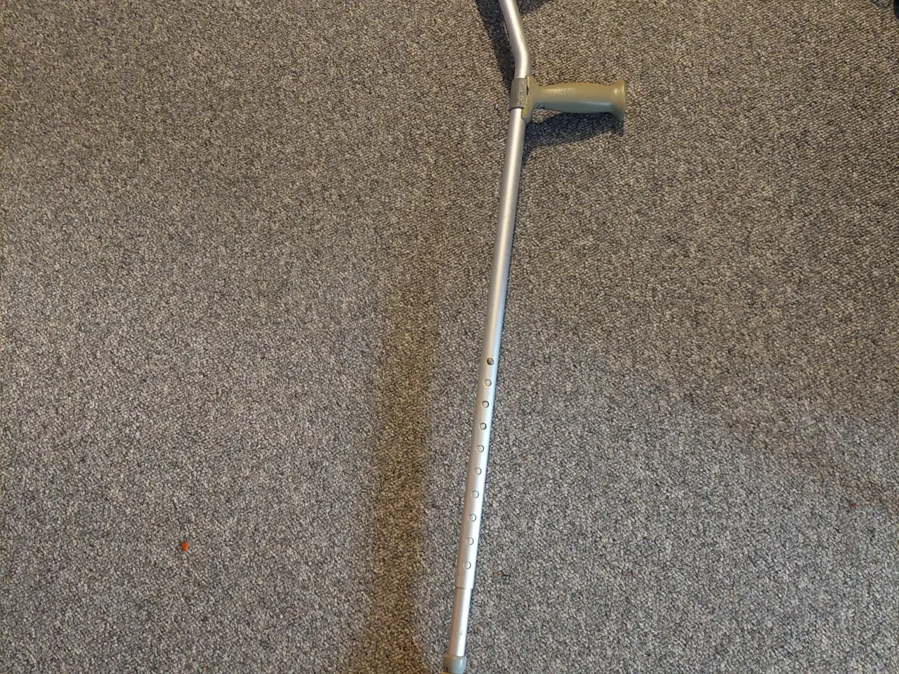 Billede 1 - krykke med justerbar højde