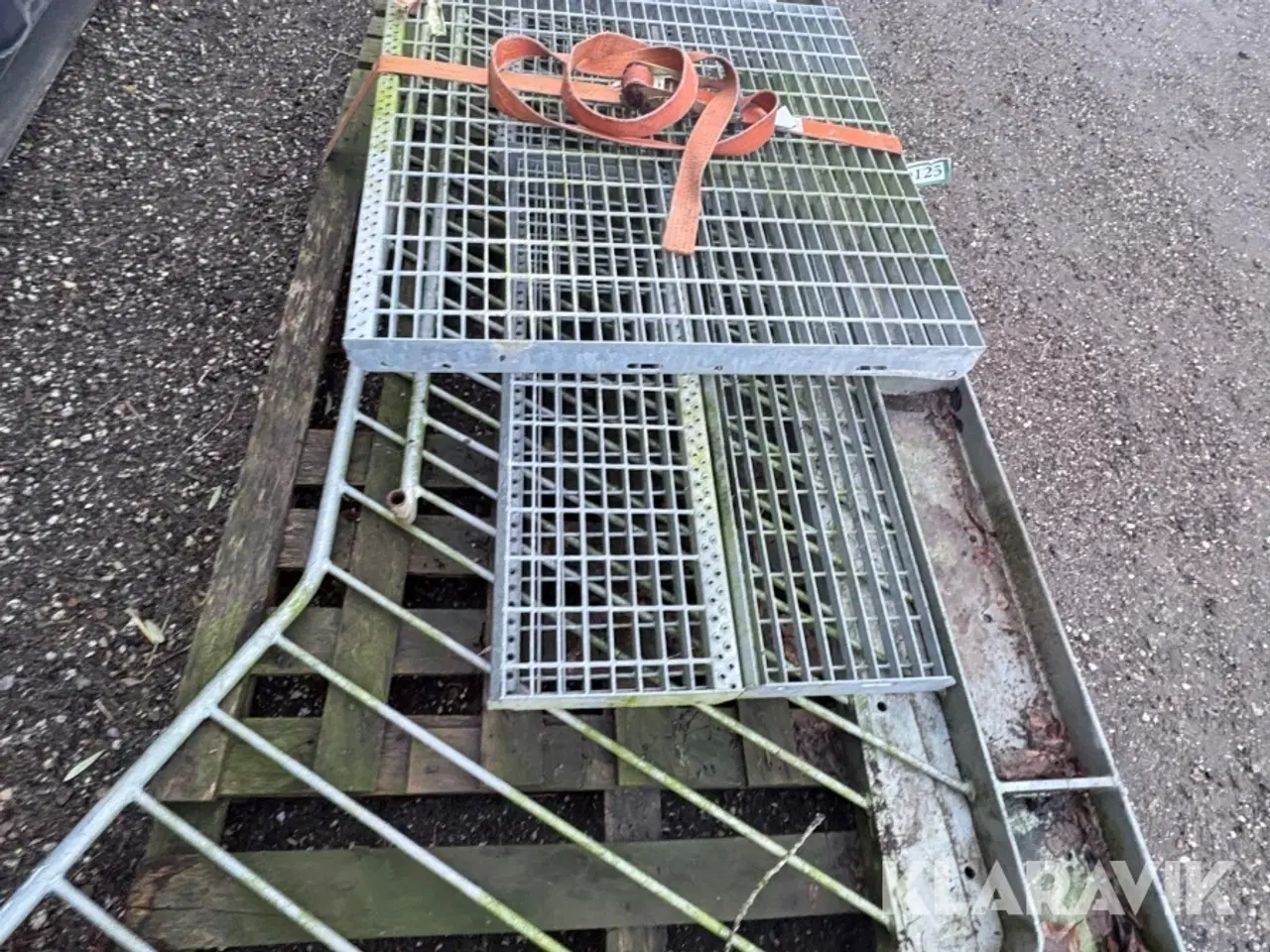 Billede 6 - Ståltrappe 7 trins