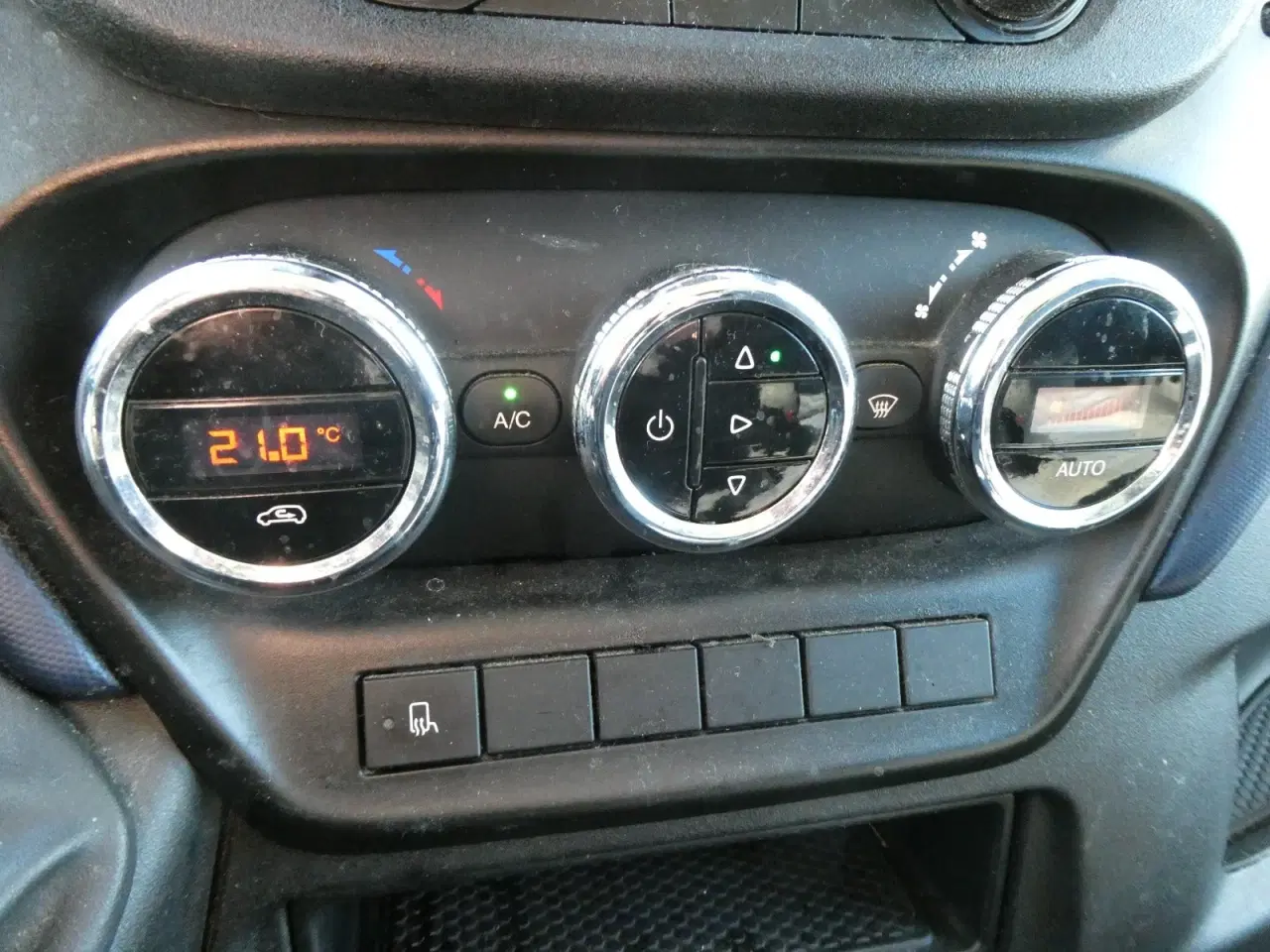 Billede 12 - Iveco Daily 2,3 35S16 Alukasse m/lift AG8