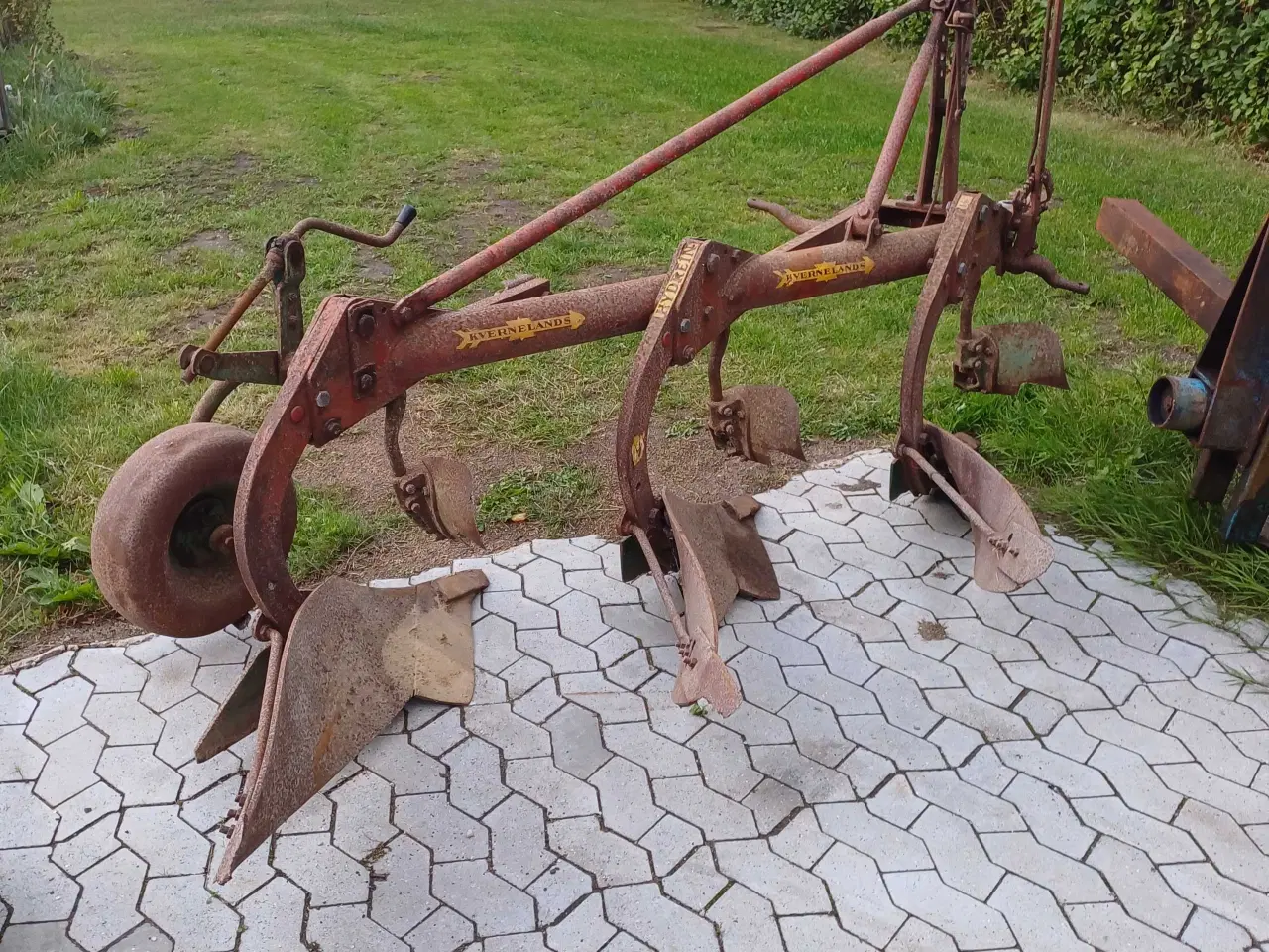 Billede 1 - Kverneland plov 