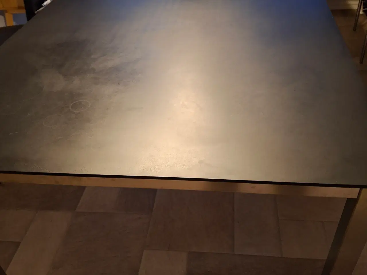 Billede 1 - Spisebord  2 m med tillægsplader 