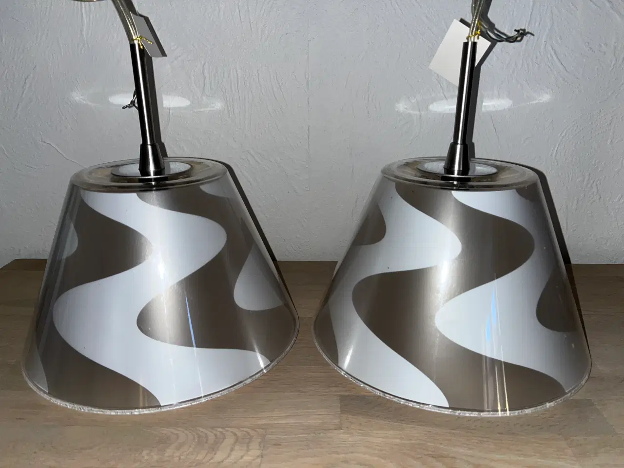 Billede 4 - Le Klint UnderCover loftslampe med 2 covers