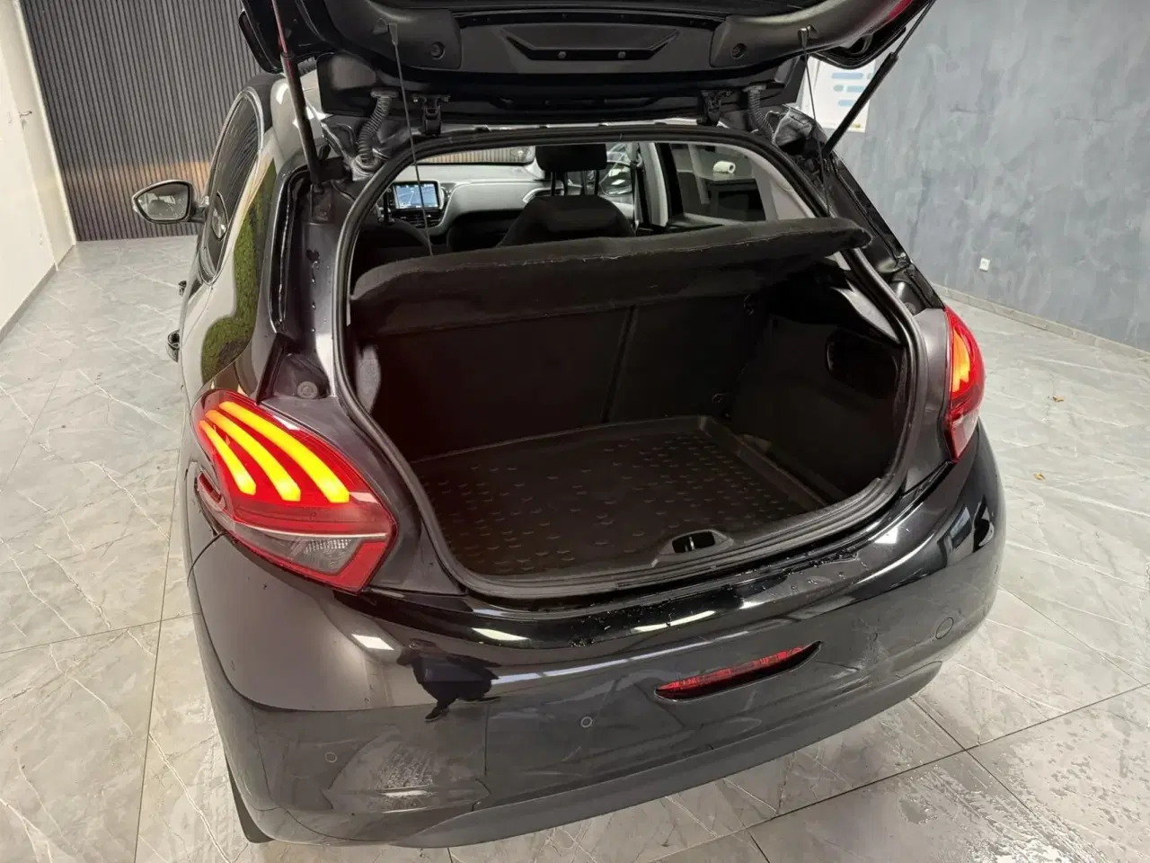 Billede 6 - Peugeot 208 1,2 PureTech Allure+ 82HK 5d