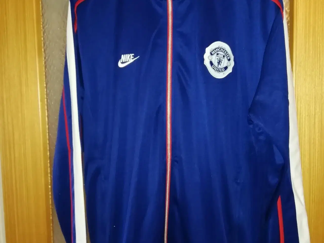 Billede 2 - MAN UNITED TRACK TOP 2008-09, SOM NY,2XL