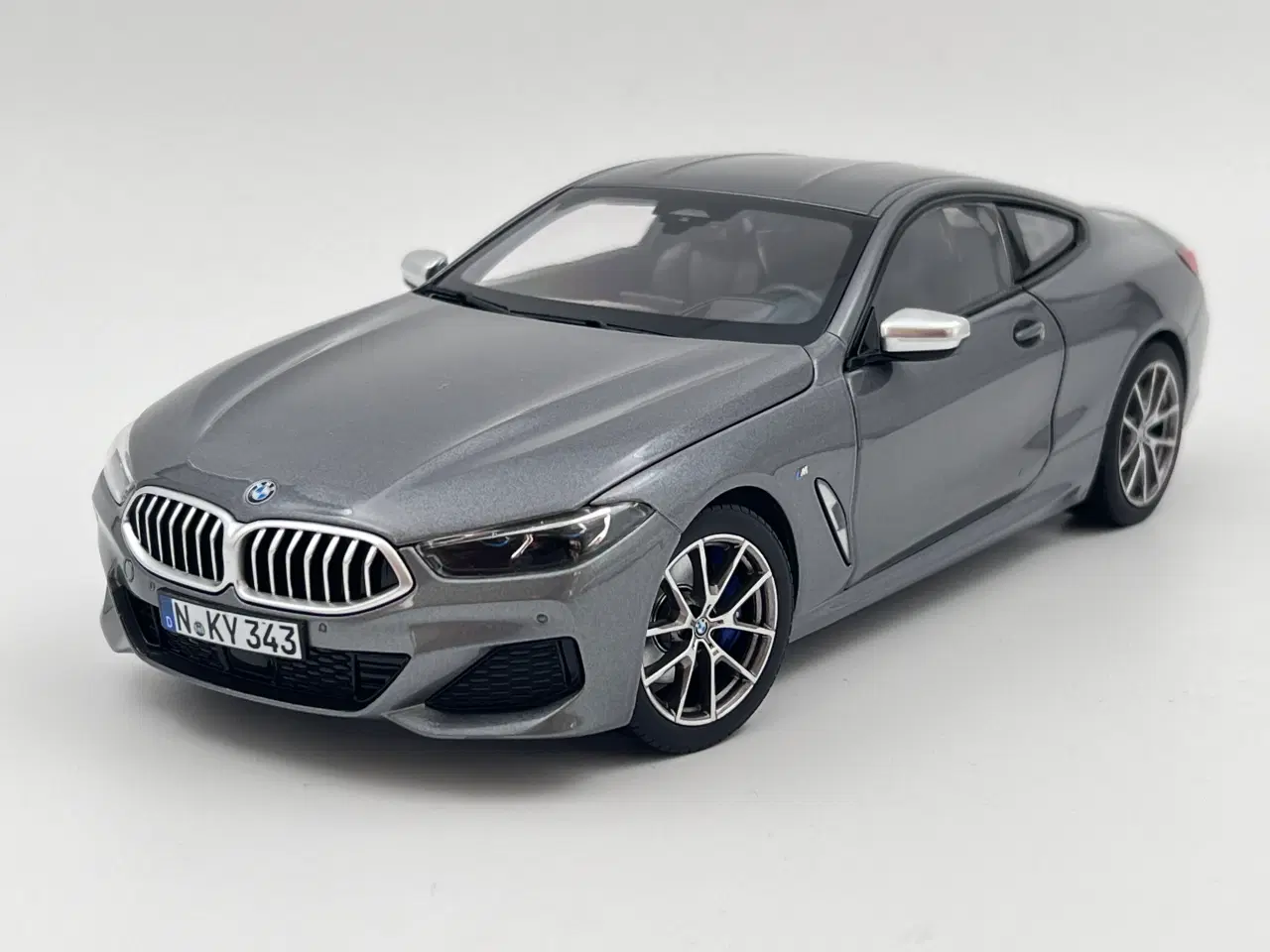 Billede 1 - 2018 BMW M850i Coupe 1:18  Limited Edition 20/200