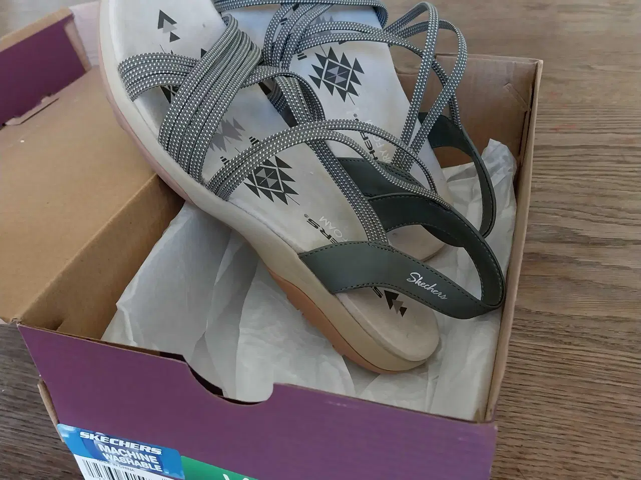 Billede 1 - Skechers damesandaler