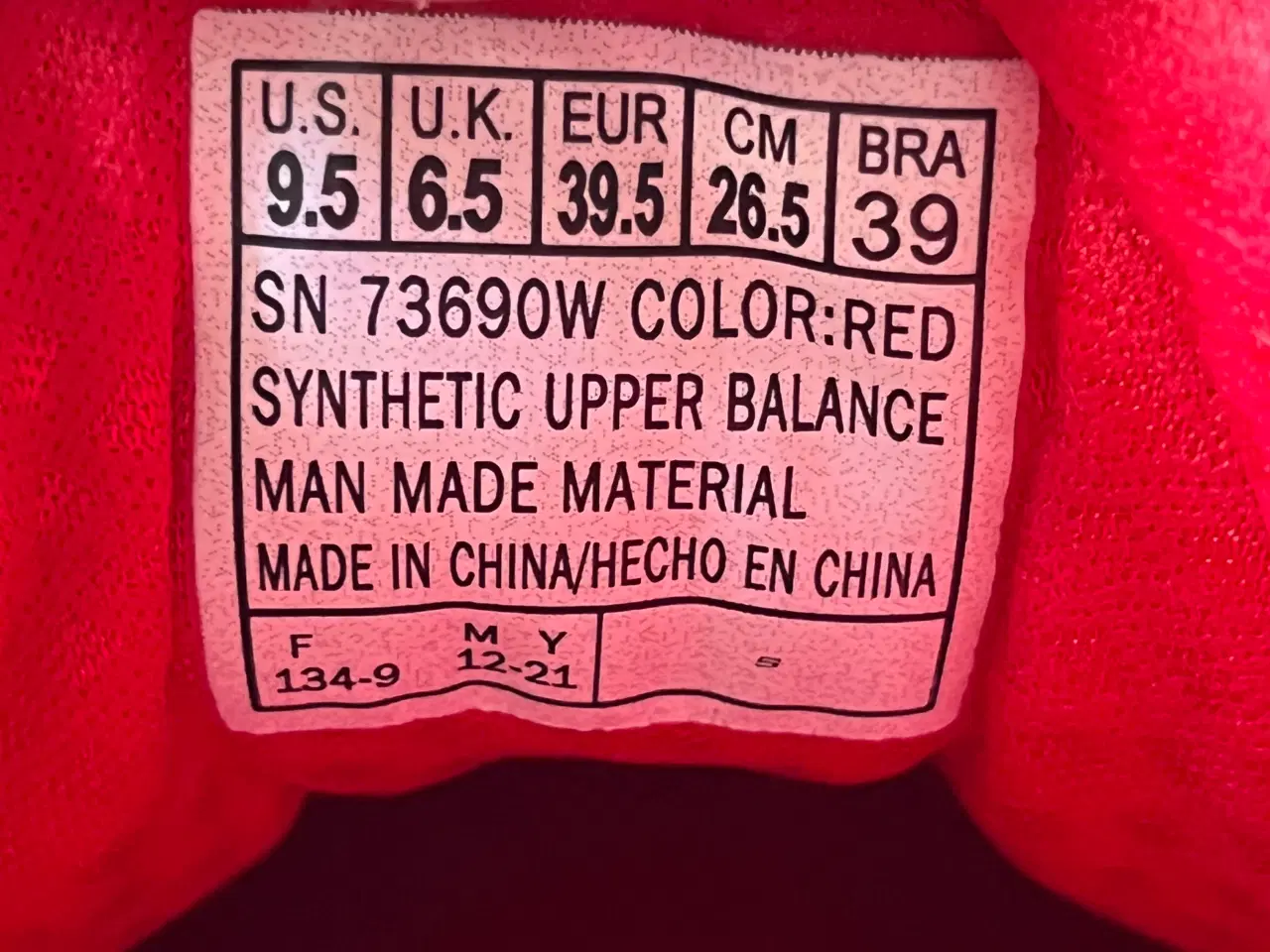 Billede 4 - Røde Skechers Sko i str 39,5