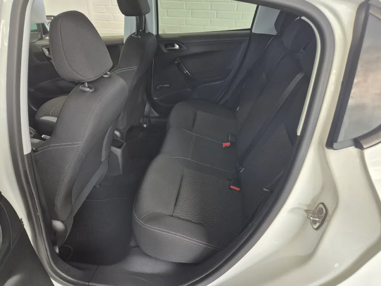 Billede 16 - Peugeot 208 1,6 BlueHDi Envy 100HK 5d