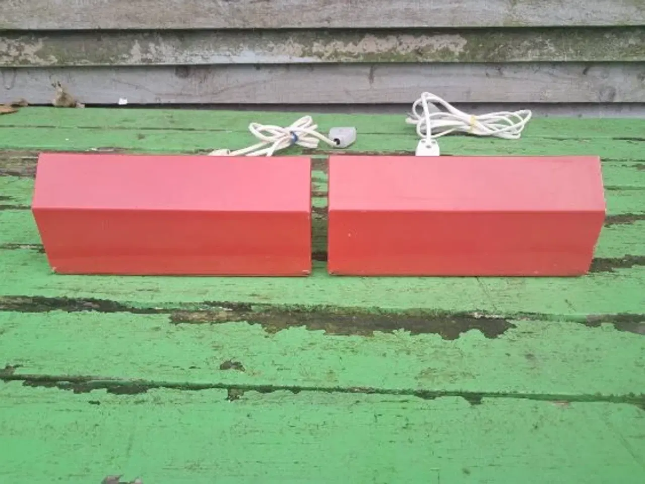 Billede 4 - Elidus to flotte røde retro væglamper