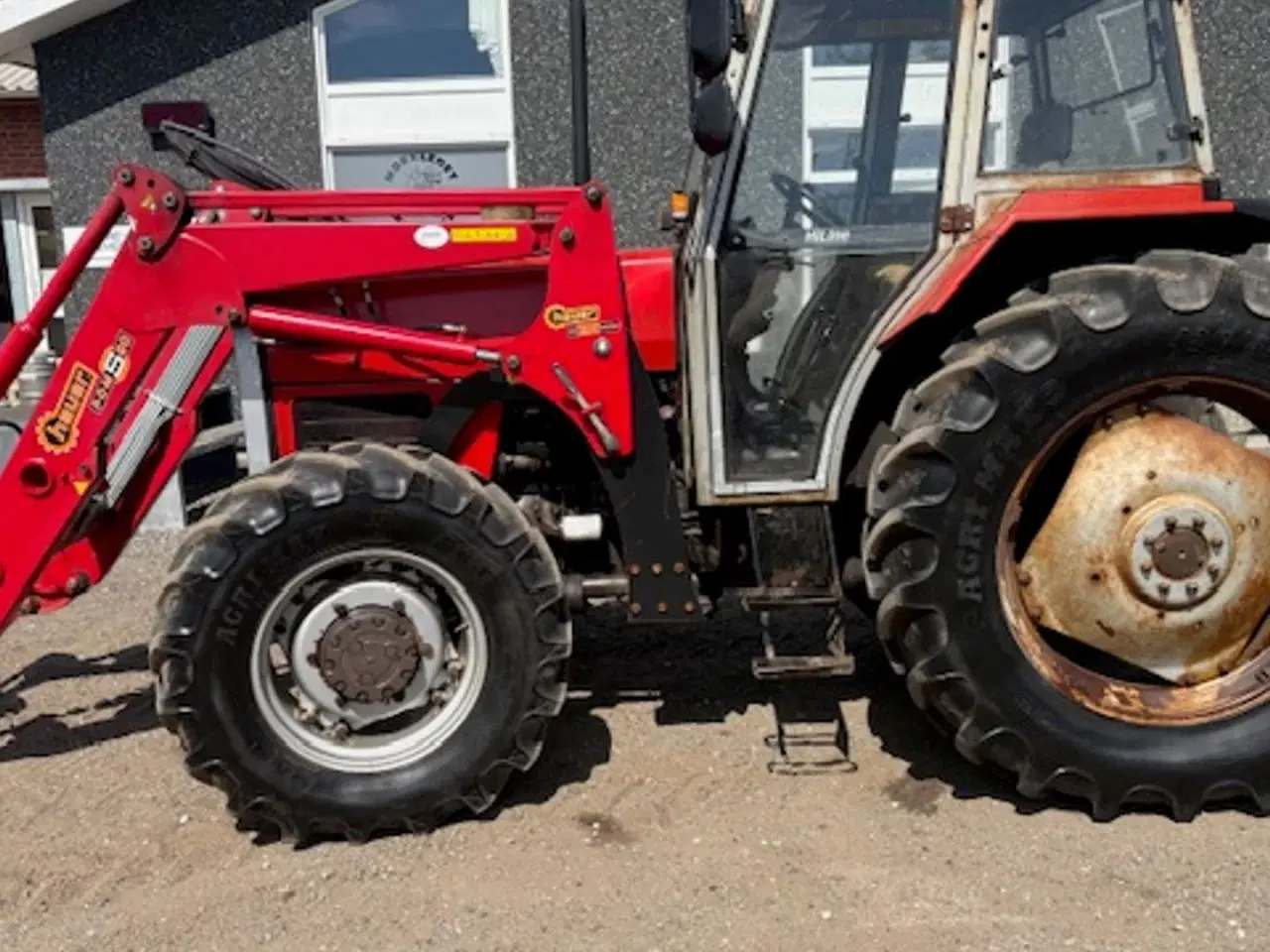 Billede 2 - Massey Ferguson 375 MED HAUER POM 90 FRONTLÆSSER
