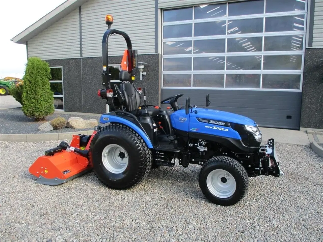 Billede 6 - Solis 26 HST med Frontlift & FrontPTO