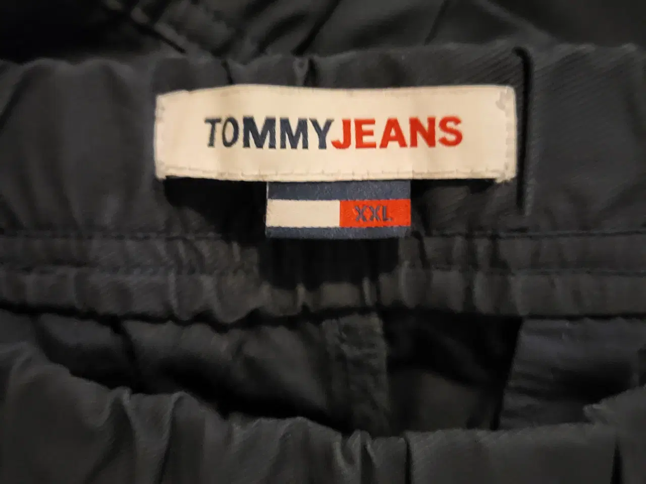 Billede 4 - Fritidsbukser fra Tommy Hilfiger 2XL