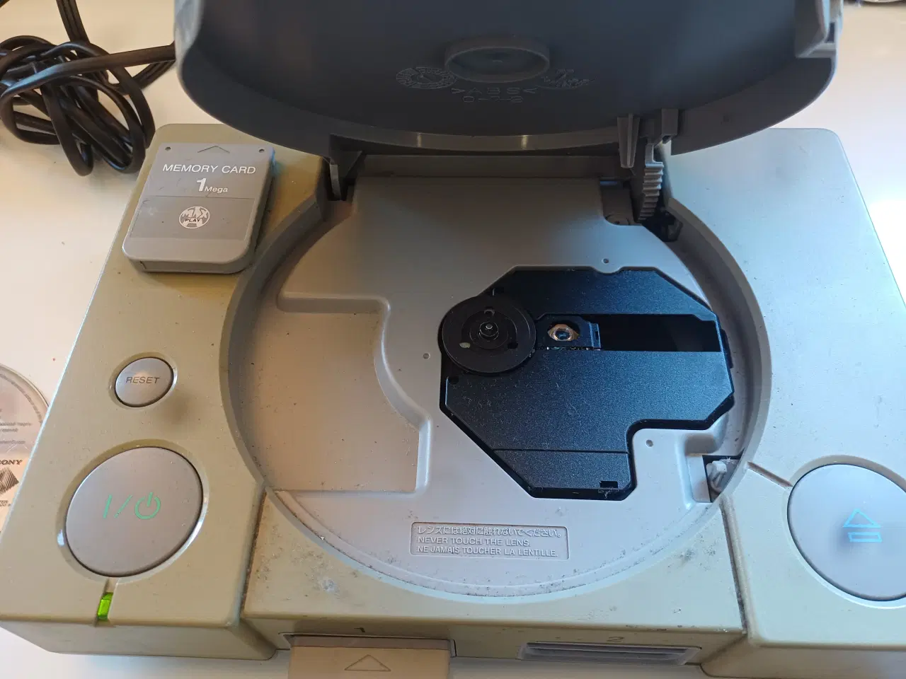 Billede 3 - Playstation 1 med controller, memorycard og spil