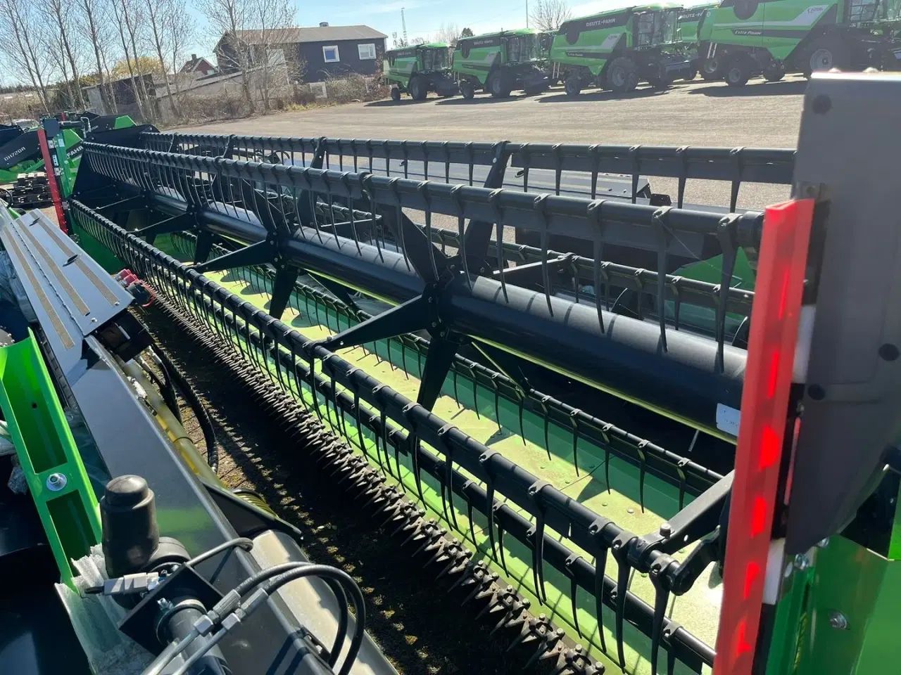 Billede 6 - Deutz-Fahr C7206 With 24feed - 7.2m header. New and unused Combine together with 7.2m header