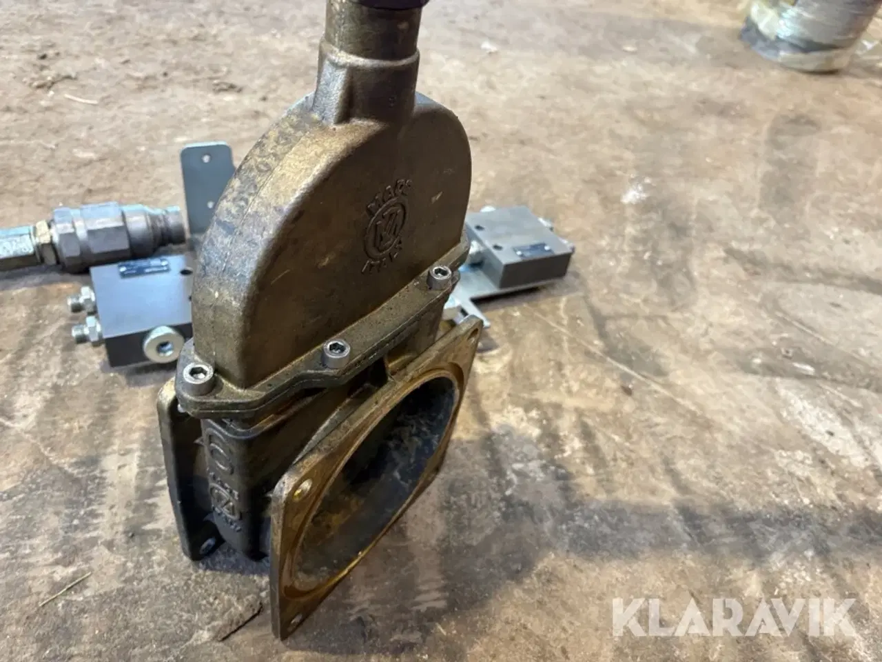 Billede 12 - Hydraulisk skydeventil samt hydraulik dele