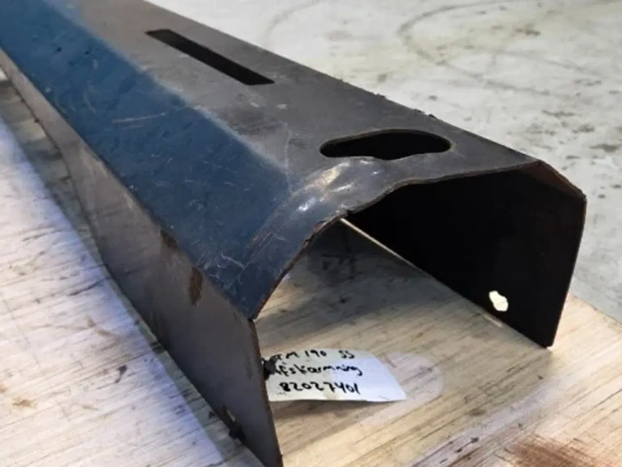 Billede 9 - New Holland TM190 Afskærmning 82027401