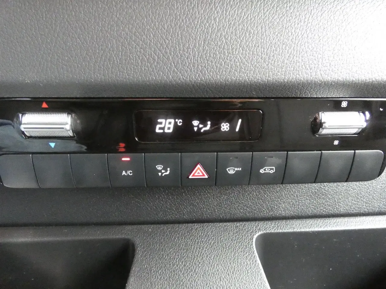 Billede 16 - Mercedes-Benz Sprinter 314 2,1 CDI Alu.kasse m./lift 9G-Tronic 143HK Ladv./Chas. Aut.