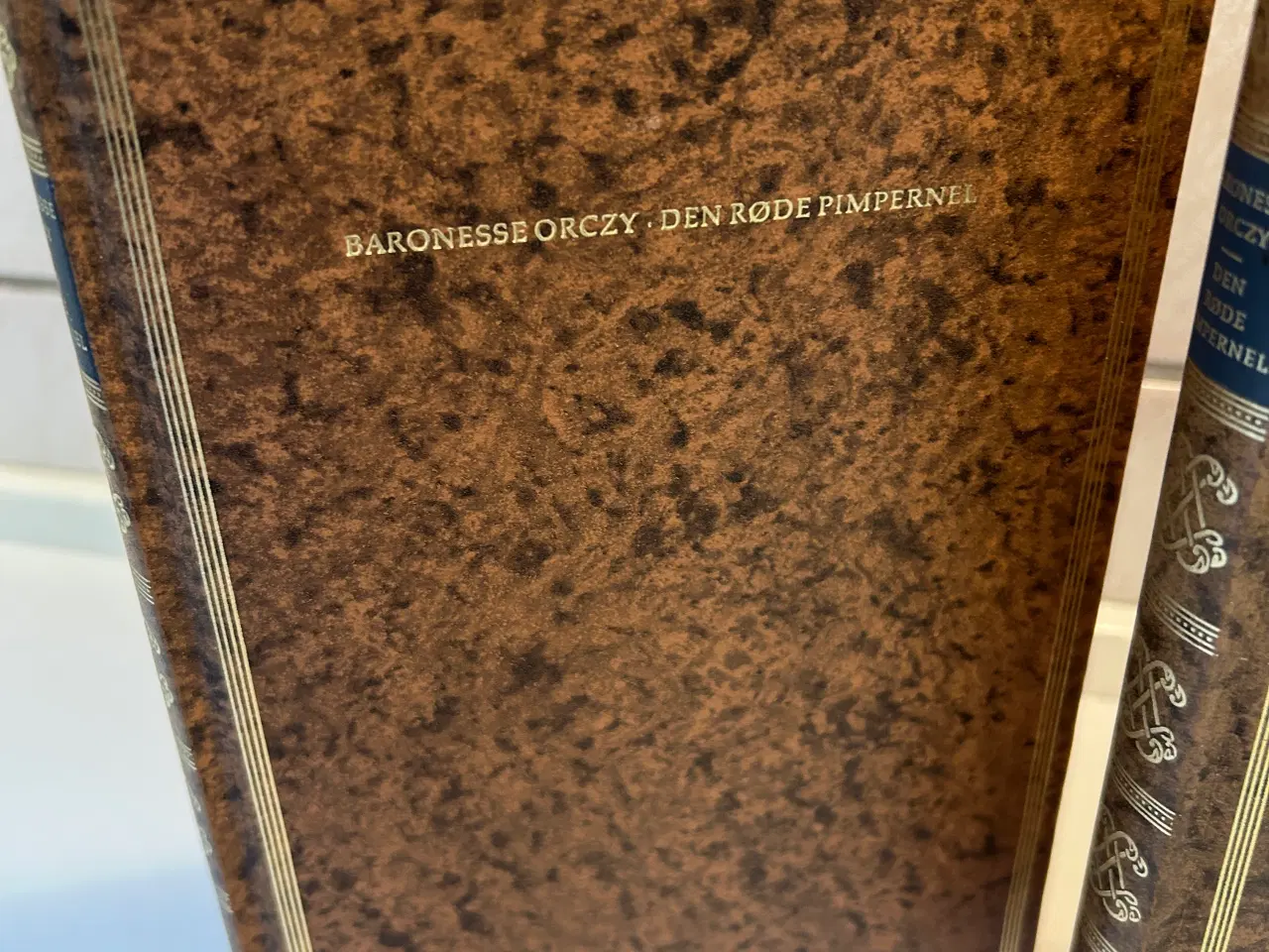 Billede 3 - 2 bind Den røde Pimpernel