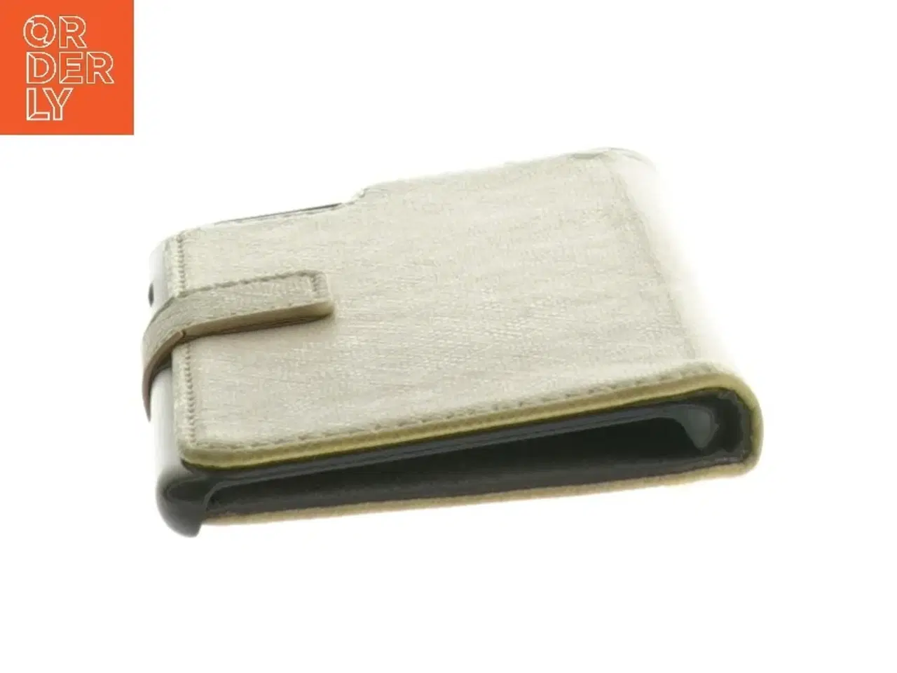 Billede 4 - Mobiltelefonetui fra Guess (str. 14 x. 7 cm)