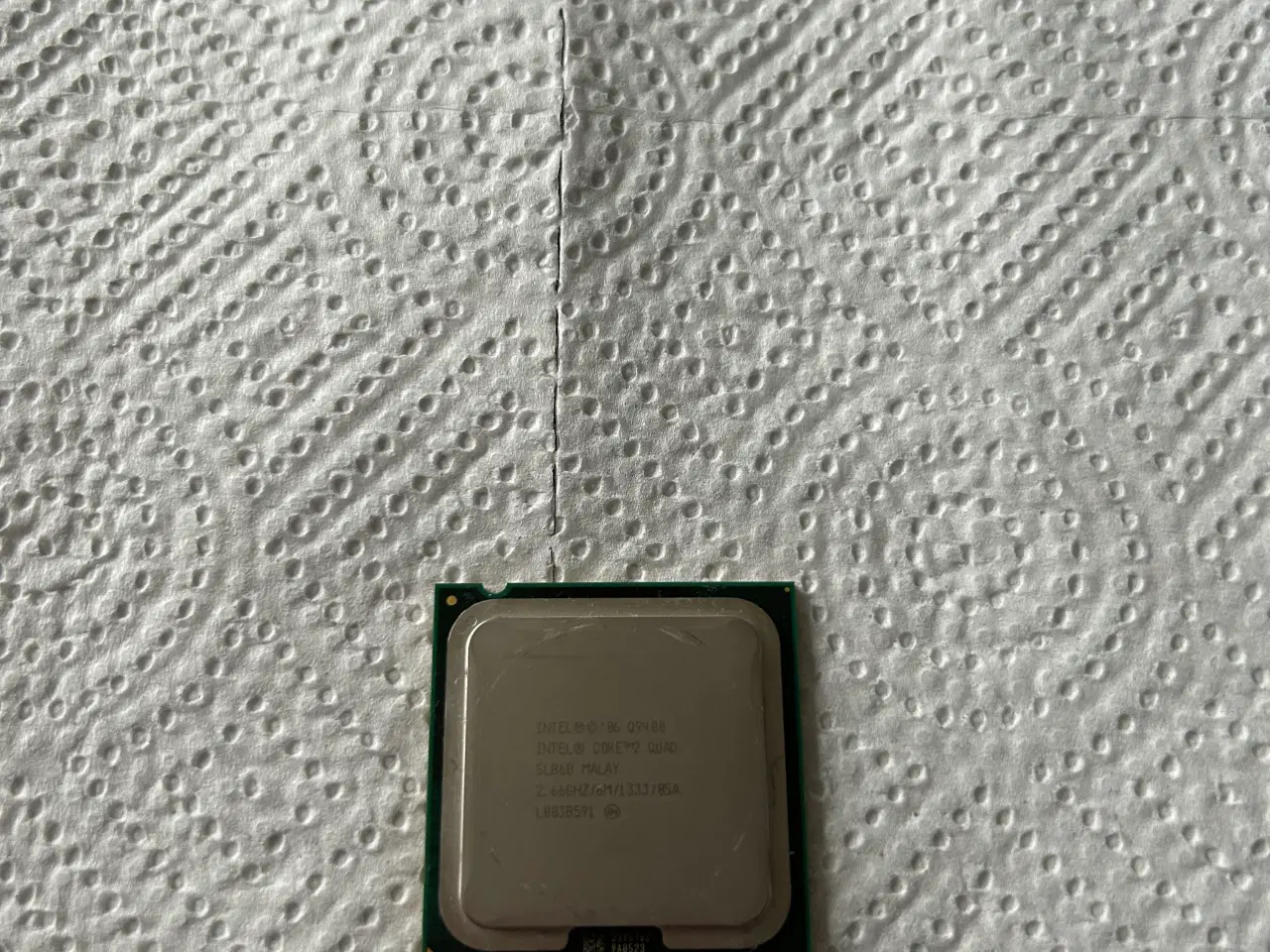 Billede 4 - Retro-Bundle: Intel Xeon 3040 & Core 2 Quad Q9400 