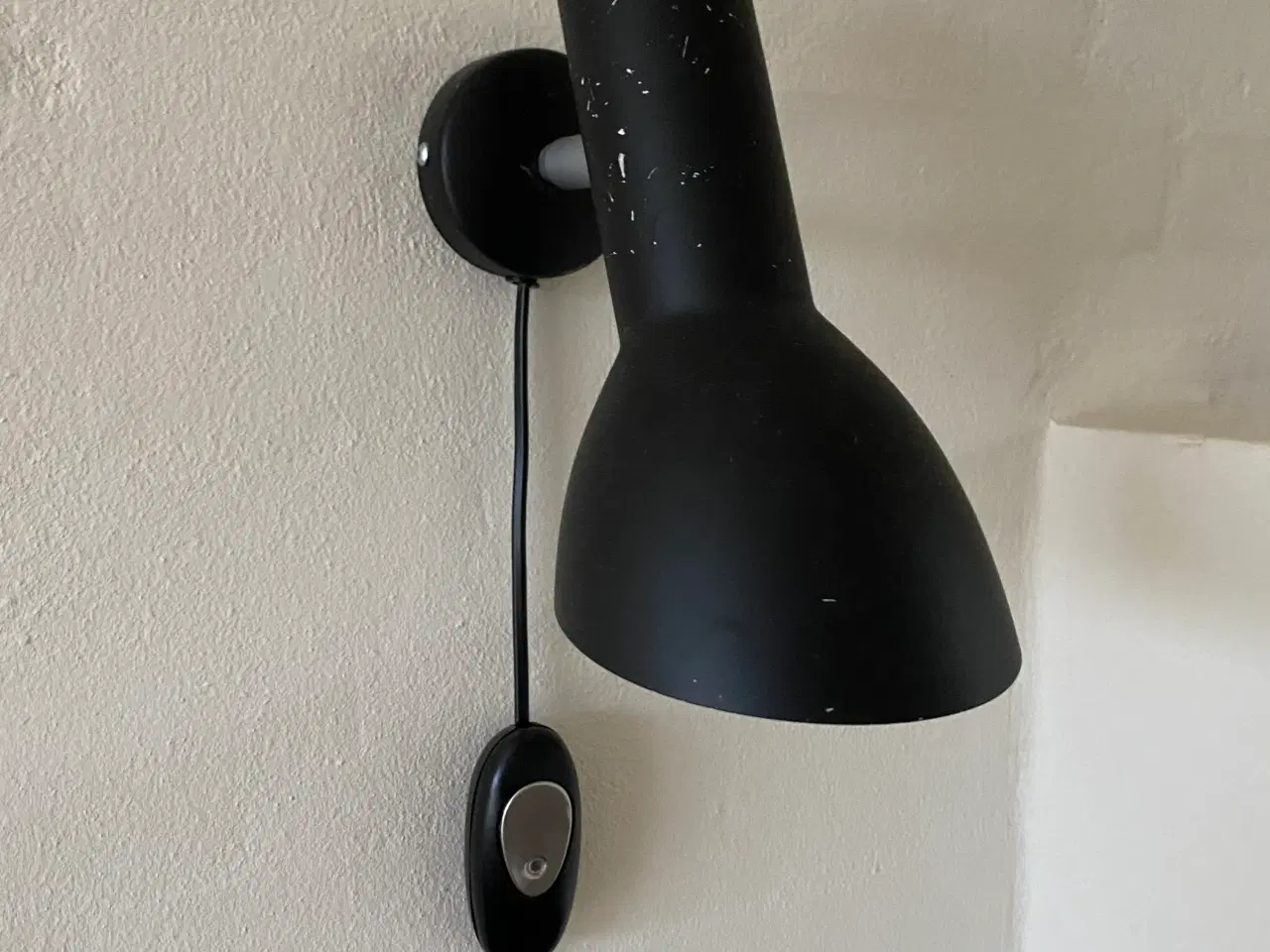 Billede 3 - Stander- og væglampe i stilrent design