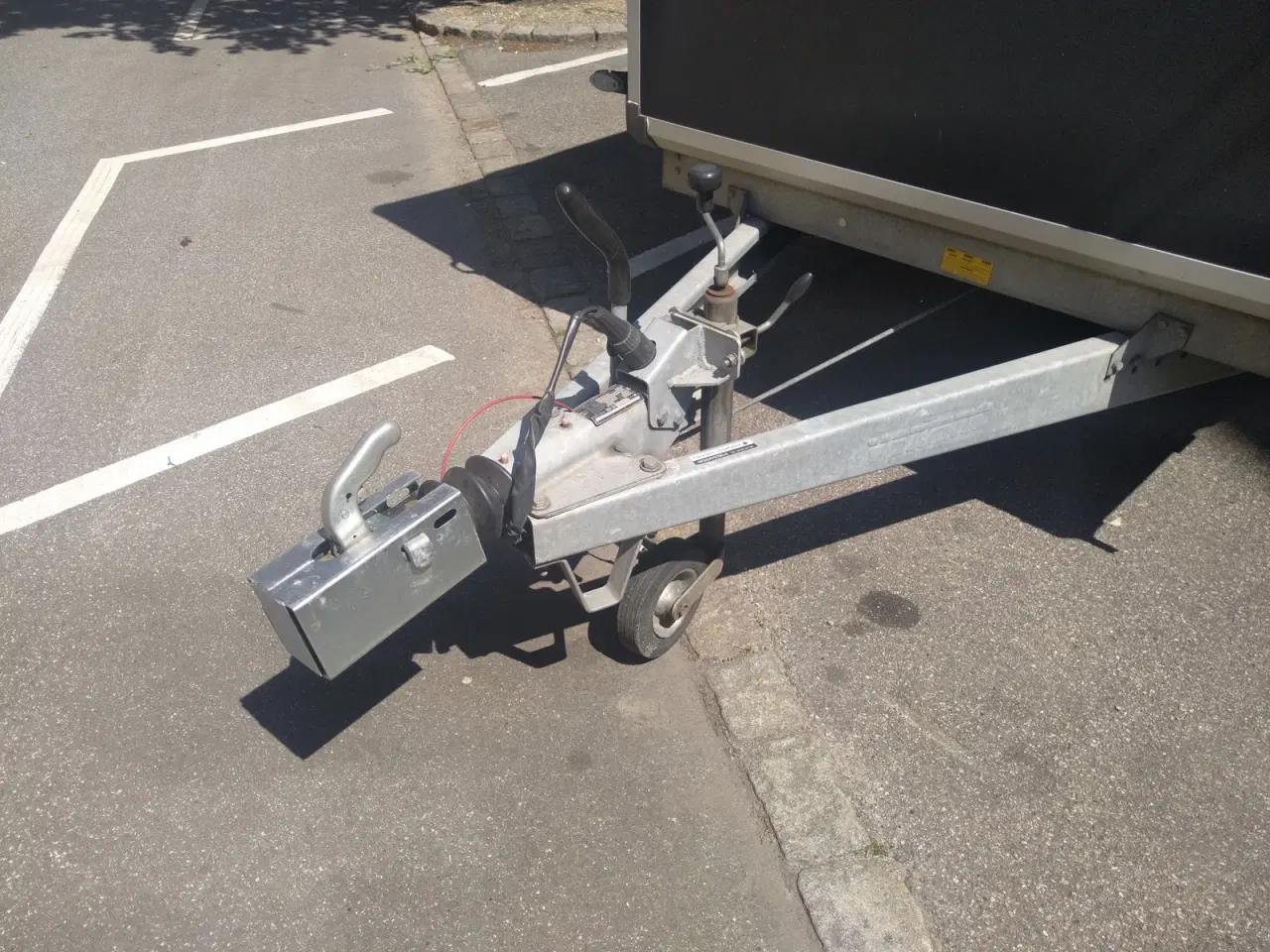 Billede 4 - Variant lukket trailer med rampe.