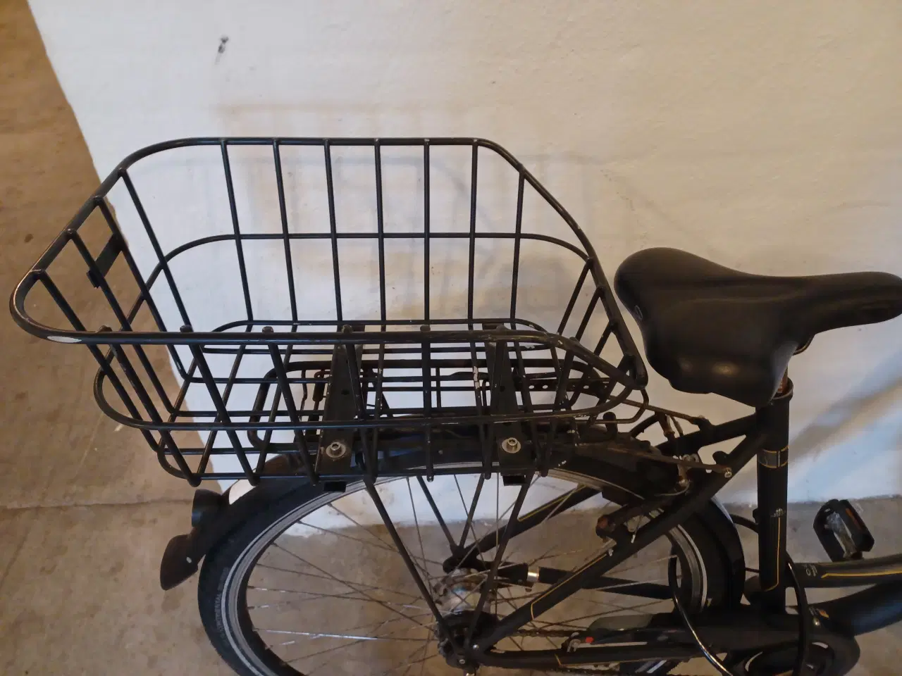 Billede 2 - En velkørende Faltec damecykel