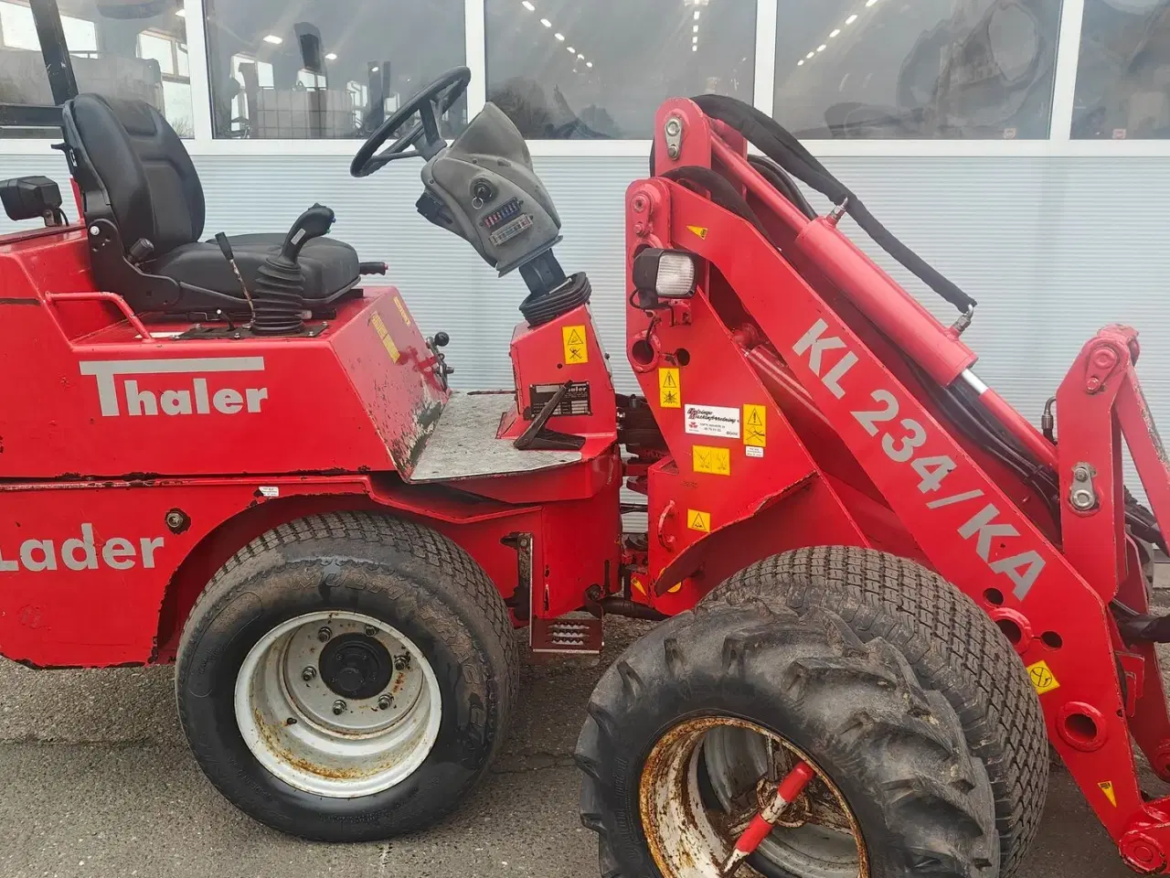 Billede 2 - Thaler KL 234/ Ka Skovl, pallegafler, siloklo medfølger