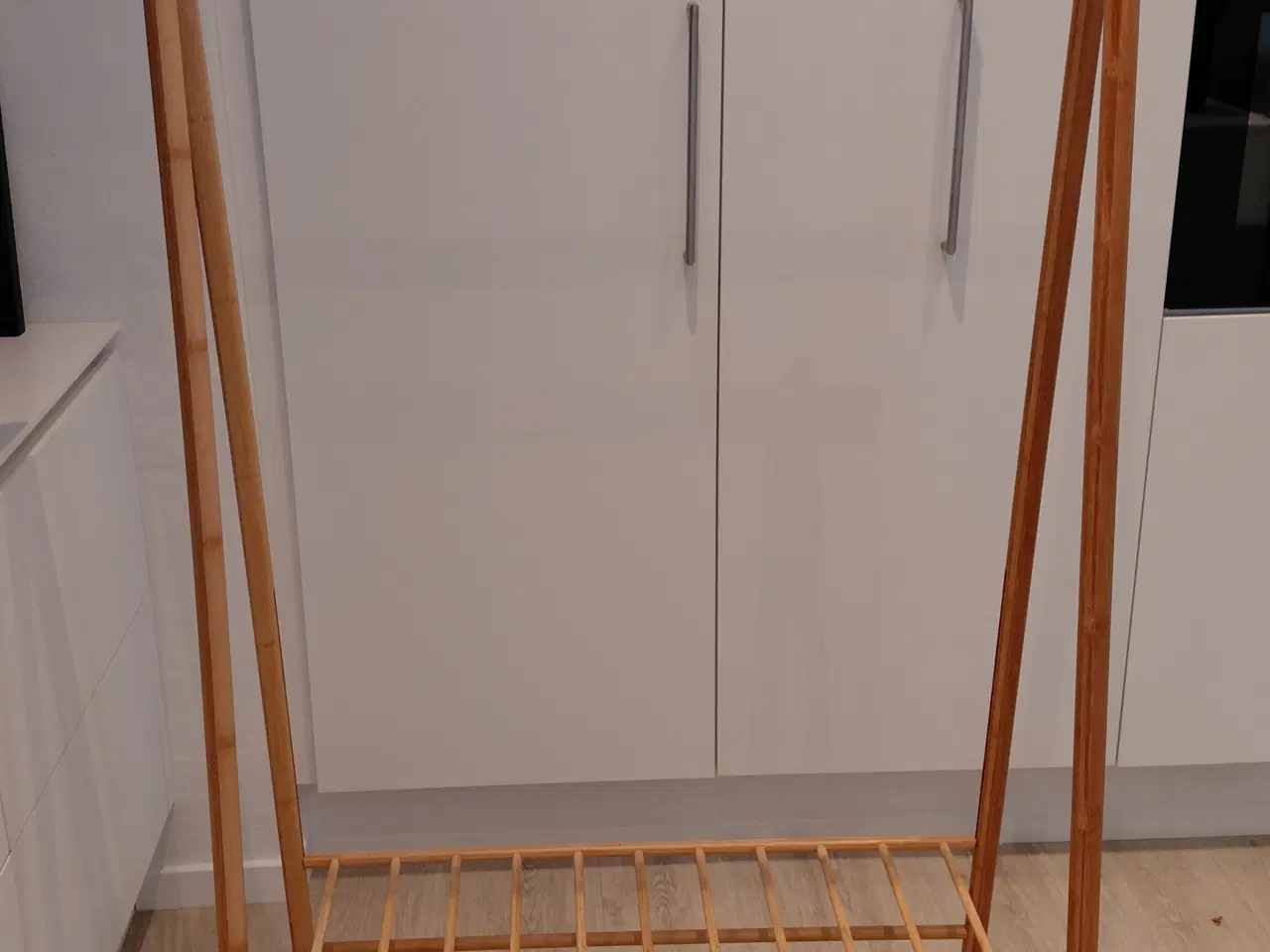 Billede 2 - Bøjle stativ med plads til sko eller andet