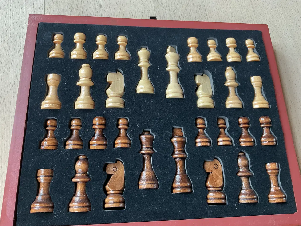 Billede 2 - Skak med vintilbehør