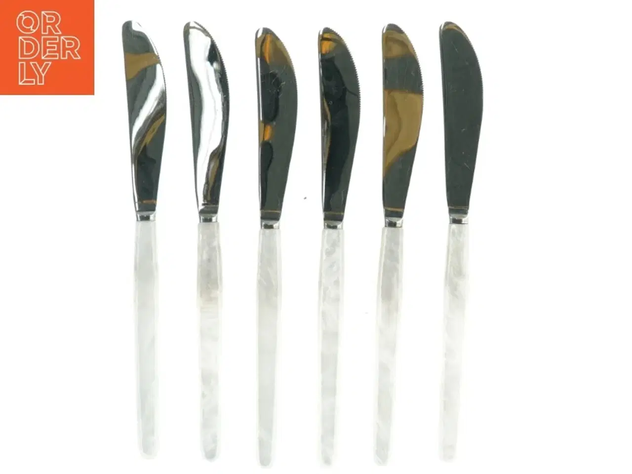 Billede 2 - Sæt af Sheffield smørknive med Perlemorskaft (str. 22 cm. 6 styk)