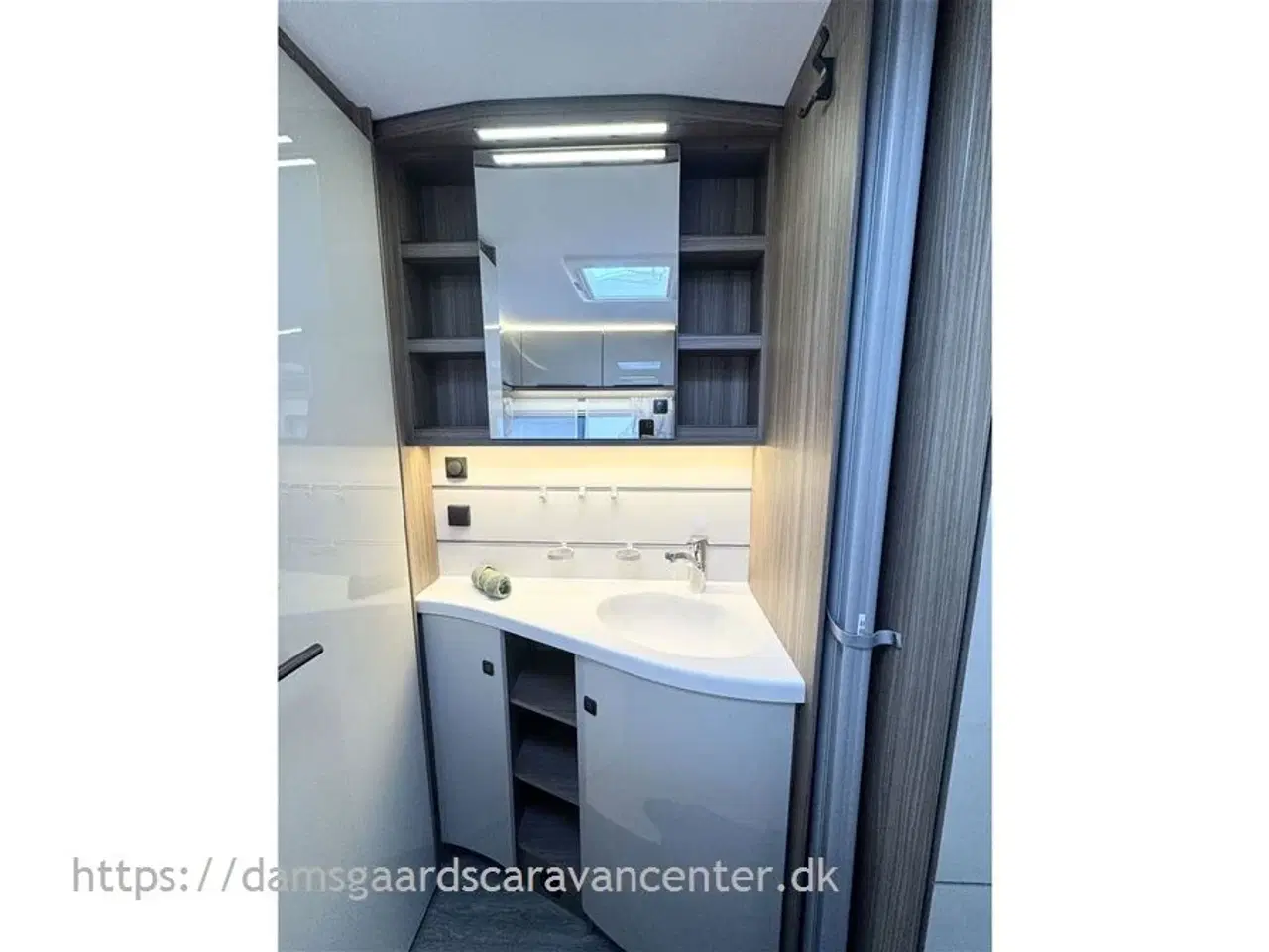 Billede 18 - 2026 - Fendt Tendenza 465 SFB   Franskseng-Gulvtemp.-ATC-Combi4E-Duo kontrol